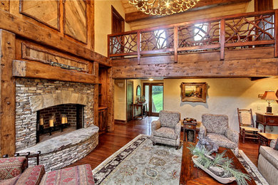 Elegant family room photo in Atlanta