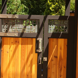 New House Arts - Pergola hardware - Door Hardware