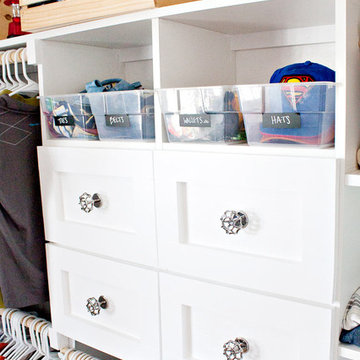 Plaid and Navy Bunk Bedroom