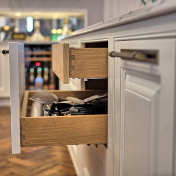 A Touch Of Glass New England Inspired Kitchen