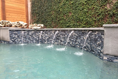 Pool - contemporary pool idea in Houston