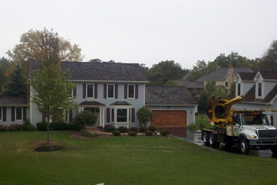 This is an example of a traditional landscaping in Chicago.
