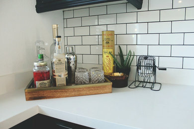Home design - contemporary home design idea in Las Vegas