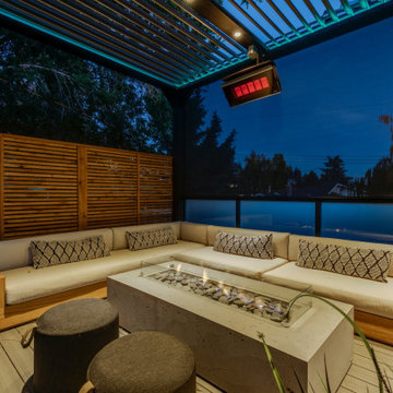 Freestanding Adjustable StruXure Pergola
