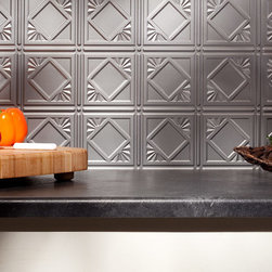 Fasade Traditional 4 in Argent Silver - Home Decor