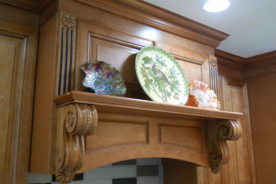Inspiration for a timeless kitchen remodel in Denver