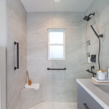 Contemporary Guest Bathroom San Diego