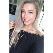 Steph Wallis's photo
