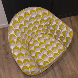 Restauration d' un fauteuil coque ann&eacute;e  70 - Armchairs And Accent Chairs