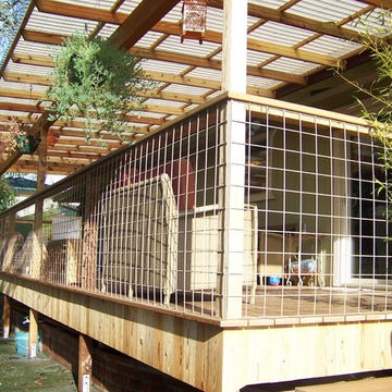 Trex Deck, Cedar Rails and Trellis, Hogwire