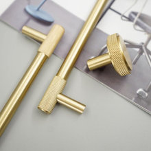 knobs and pulls