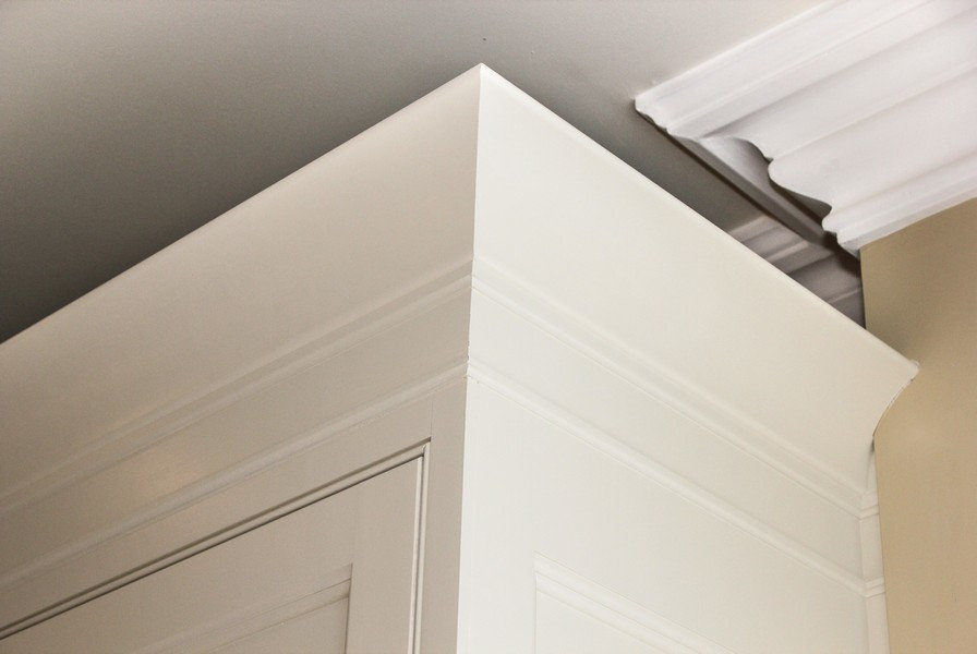 Deluxe Handcrafted & Hand-painted In-Frame kitchen,