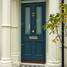 2 Aston Road front doors