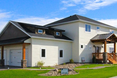 Exterior home idea in Other
