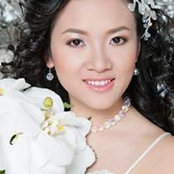 Julia Le's photo