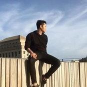 Joshua Lee's photo