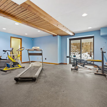 105 Old Highway , Wilton, CT 06897