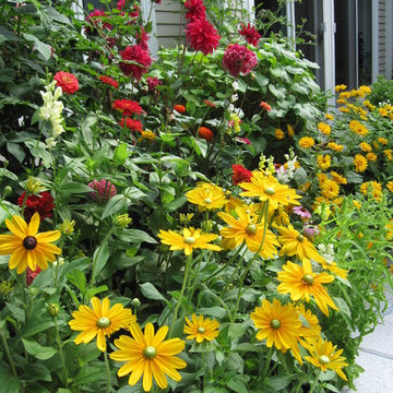 Willowbend Flower Garden with edibles