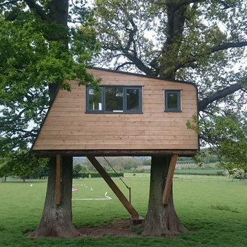 Twin Oaks Treehouse