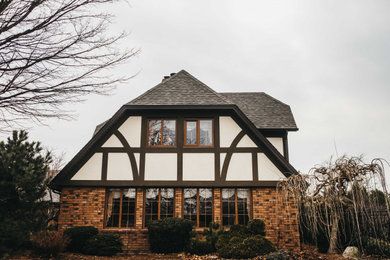 Home design - rustic home design idea in Detroit