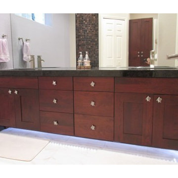 Southern Stone Cabinets