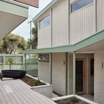 Courtyard Deck