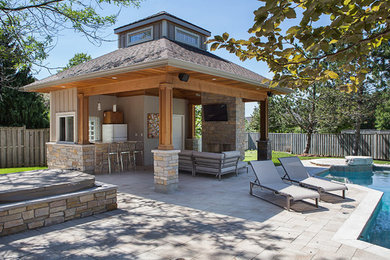 Inspiration for a pool remodel in Toronto