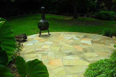 Patio - traditional patio idea in Dallas