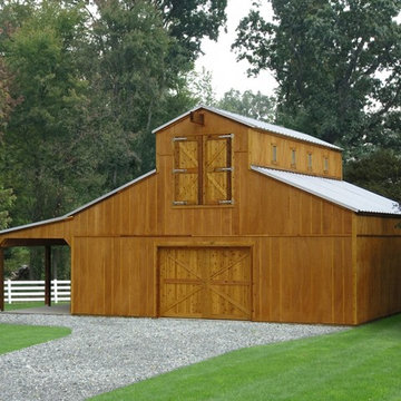 Raised Center Aisle Barn