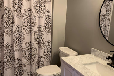 Inspiration for a transitional bathroom remodel in Minneapolis