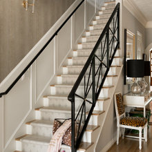 Foyer/staircase