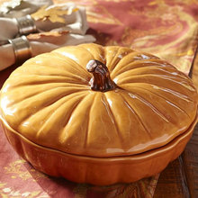 Guest Picks: 21 Pieces to Spruce Up Your Thanksgiving Table