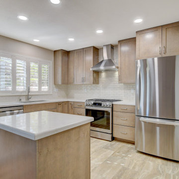 Stunning Transitional Kitchen in Sun City Summerlin