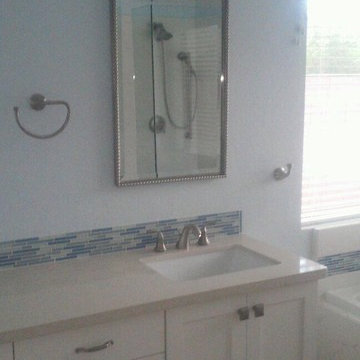Simple and calm bathrooms