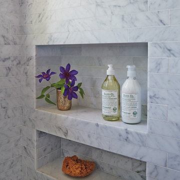 BEFORE & AFTER BATHROOM