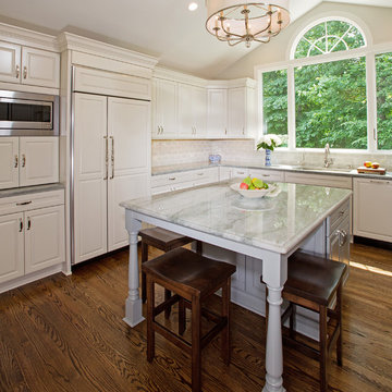 Fairfax Station Elegant Off-White Kitchen