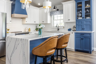 Kitchen - transitional kitchen idea in Other