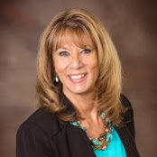 Shelley Low's photo