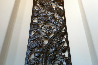 Example of an eclectic hallway design in Los Angeles