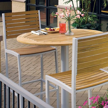 Outdoor Patio Bar Chair (Natural Tekwood)