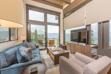 Example of a living room design in Other