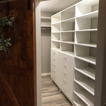 Taylor Closet - Collierville, TN