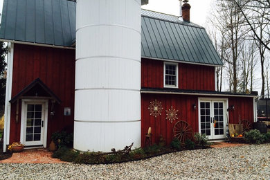 Example of a country exterior home design in DC Metro