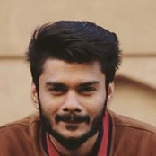 Foto von Faeez Younas