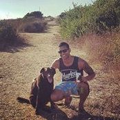 Johnny Estrada's photo