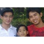 Dennies Pion's photo