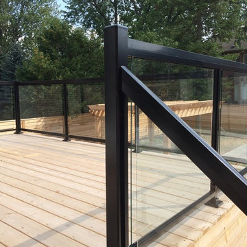 Aluminum and Glass Deck Railings - 112