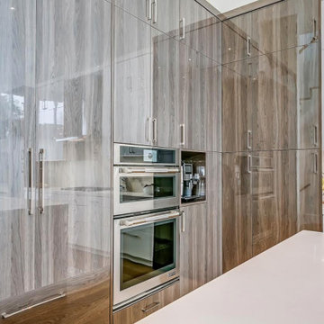 Twins Kitchen