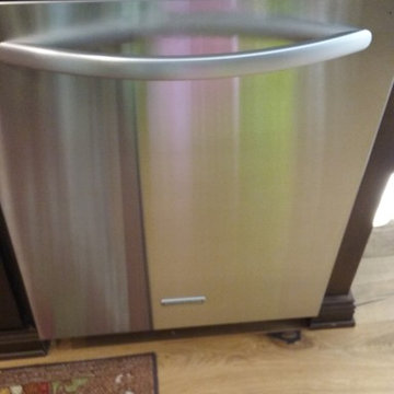 Green House Cleaning - Dishwasher Exterior