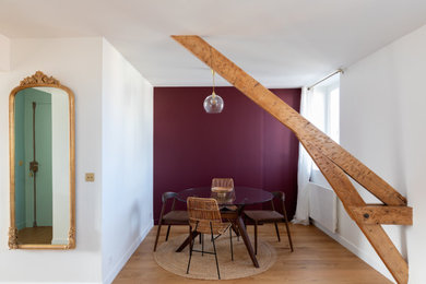 Idée de décoration pour une salle à manger design.